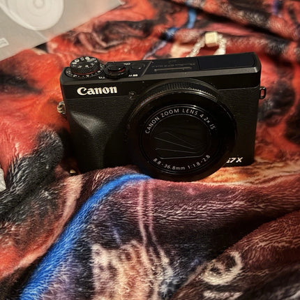 Canon PowerShot G7 X Mark lll Black Compact Camera 20.1MP 4.2x Wi-Fi f/1.8