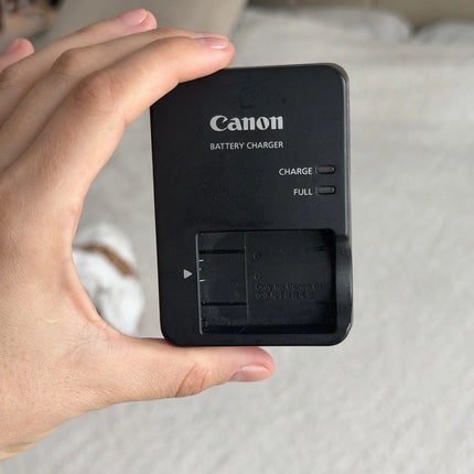 Canon PowerShot G7X Mark ll Digital Camera 20.1MP Black with Charger and Battery