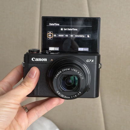Canon PowerShot G7X Mark ll Digital Camera 20.1MP Black with Charger and Battery