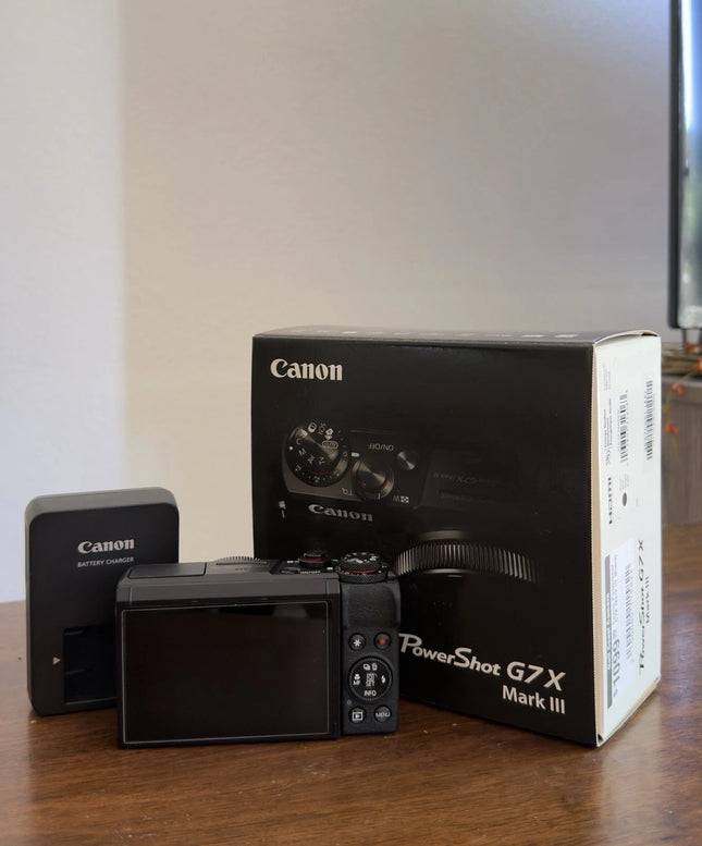 Canon PowerShot G7 X Mark lll 20.1MP 4.2x Wi-Fi Black w/Charger & Box