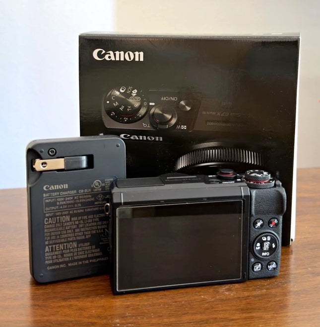 Canon PowerShot G7 X Mark lll 20.1MP 4.2x Wi-Fi Black w/Charger & Box